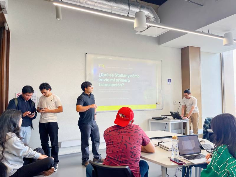 Presentación sobre la primera transacción en Stellar